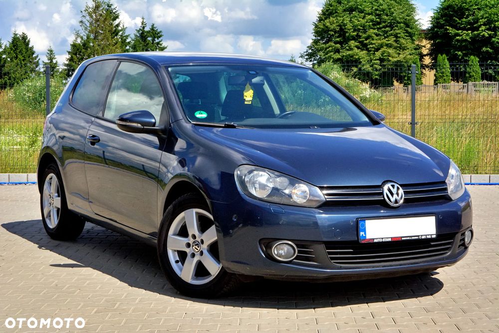 Volkswagen Golf - 1