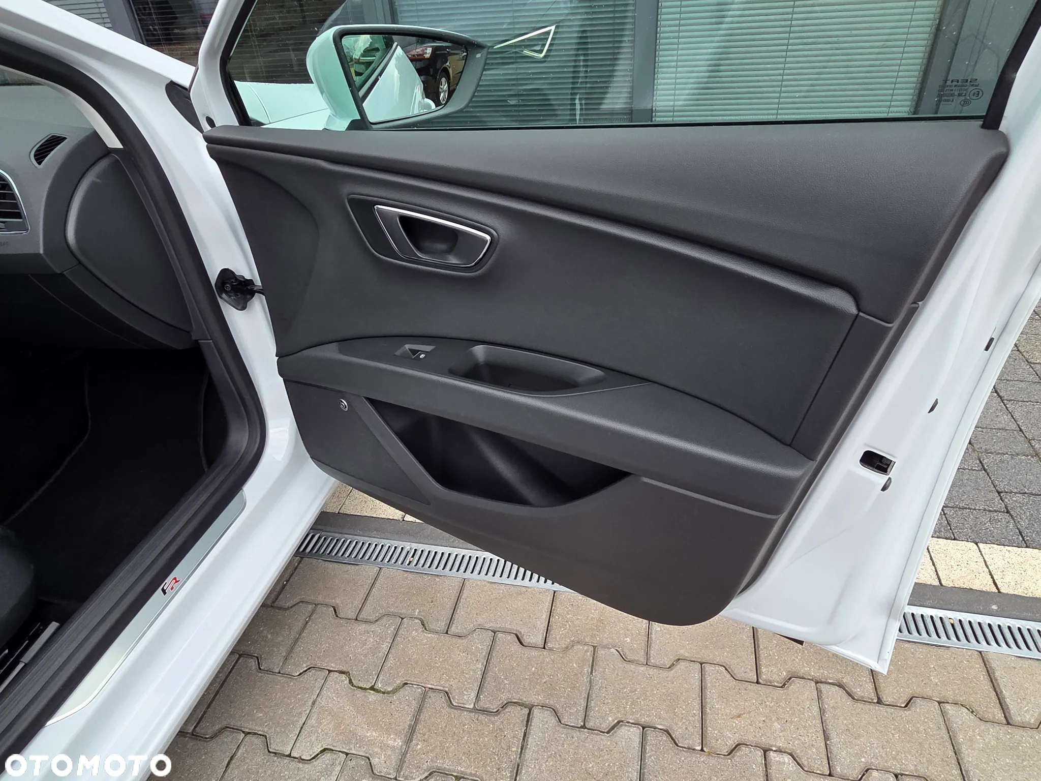 Seat Leon 2.0 TDI FR DSG - 37