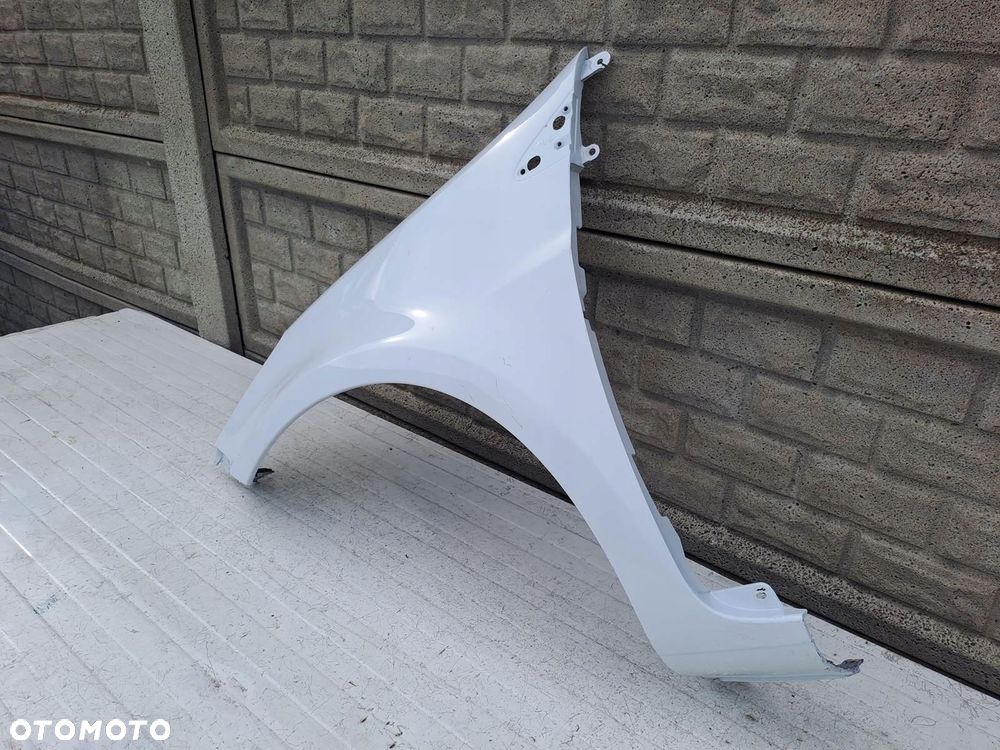 Błotnik Przedni Lewy Renault Clio 3 195 06-13 - 3