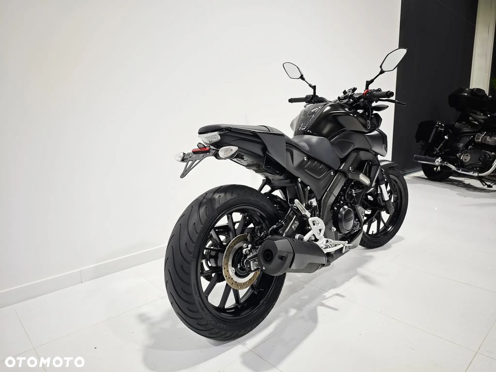 Yamaha MT - 7