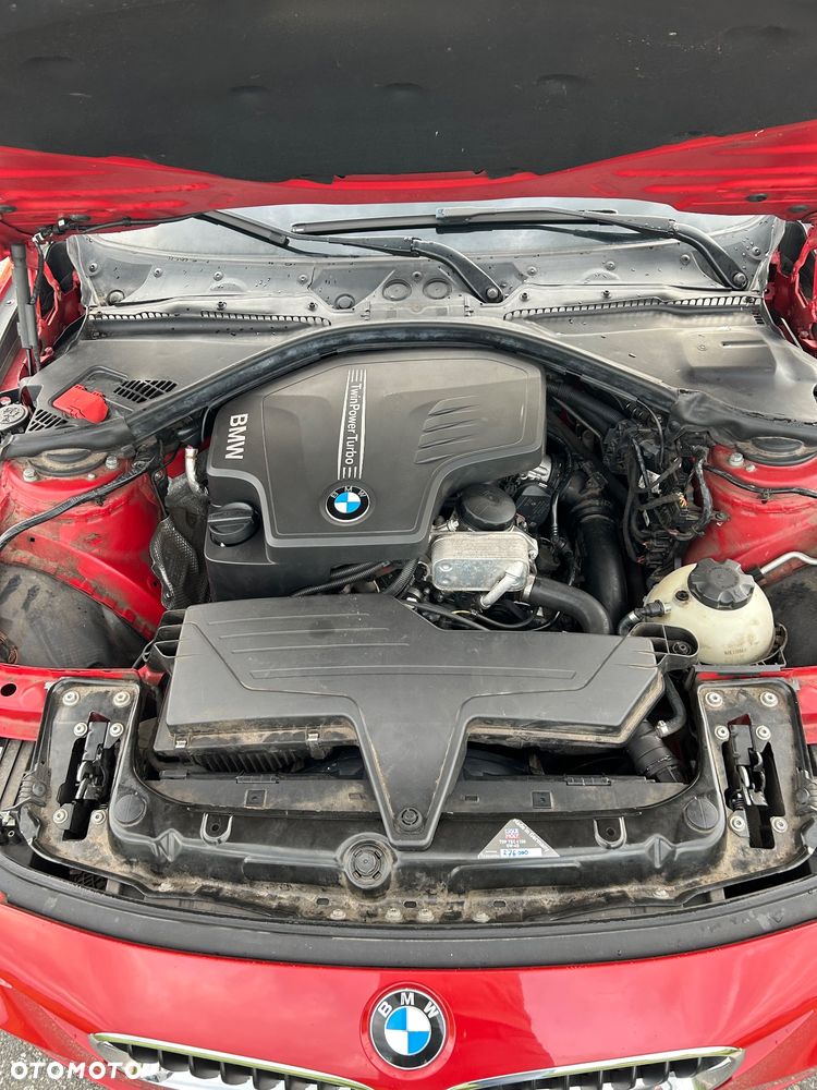 BMW Seria 3 320i Sport-Aut Sport Line - 14