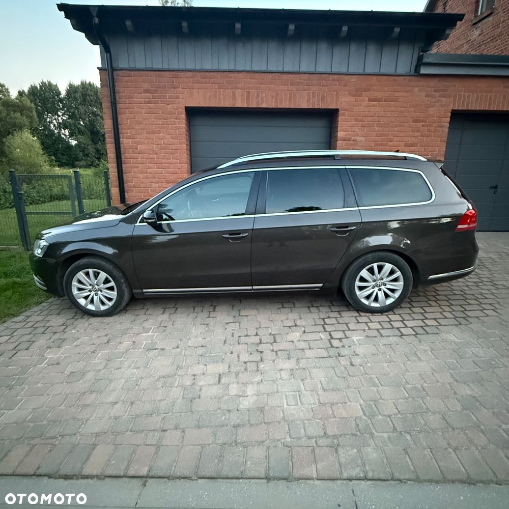Volkswagen Passat 2.0 TDI Comfortline - 4