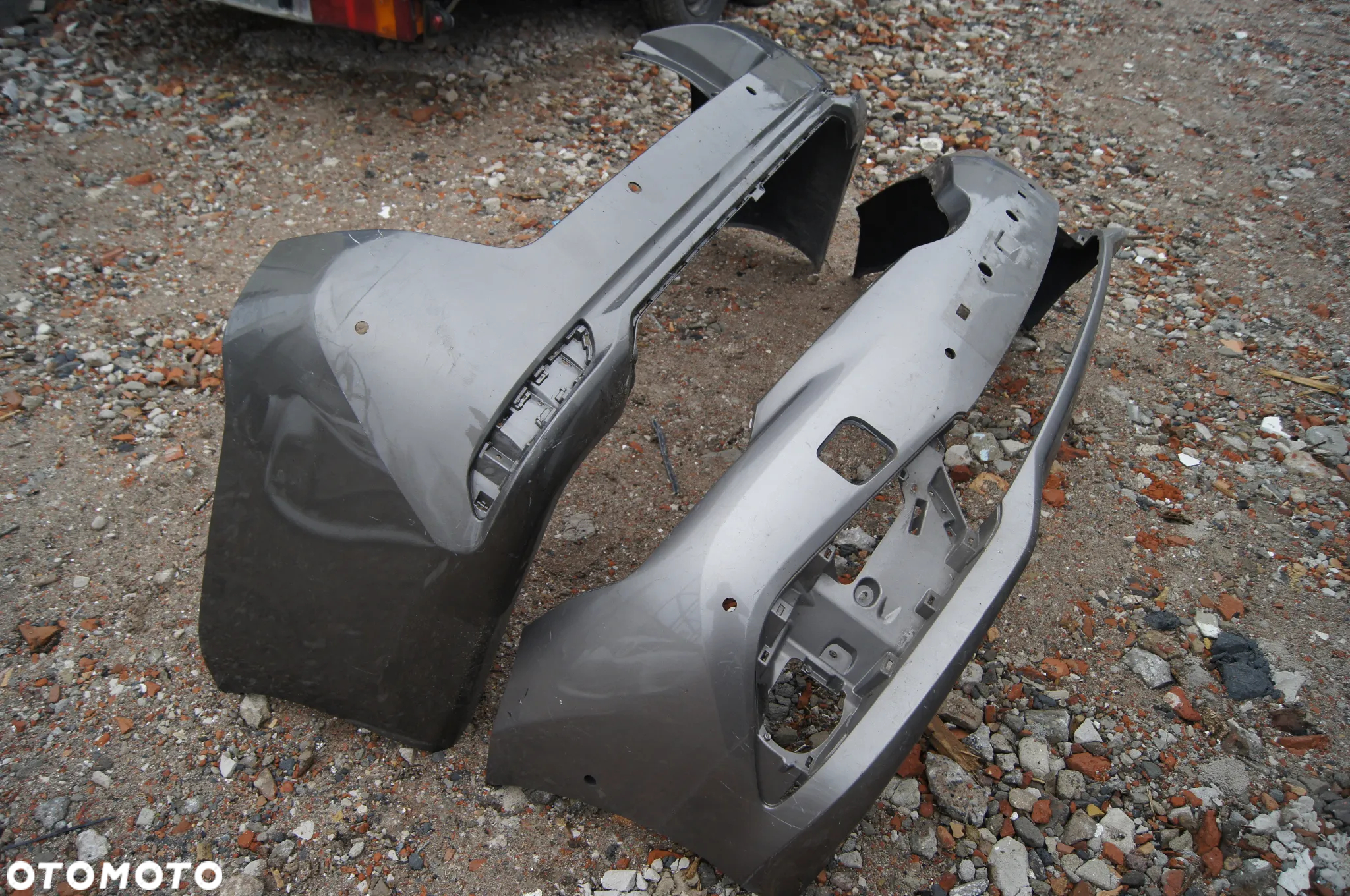 TOYOTA AURIS II E18 LIFT 15-18 KOMBI ZDERZAK TYLNY TYŁ - 2