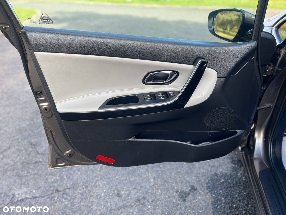 Kia Ceed 1.6 GDI ISG Spirit - 21