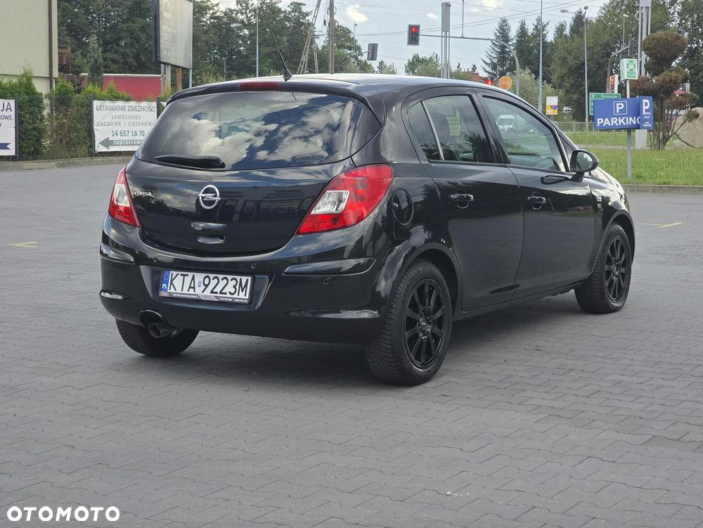 Opel Corsa 1.4 16V 150 Jahre - 4
