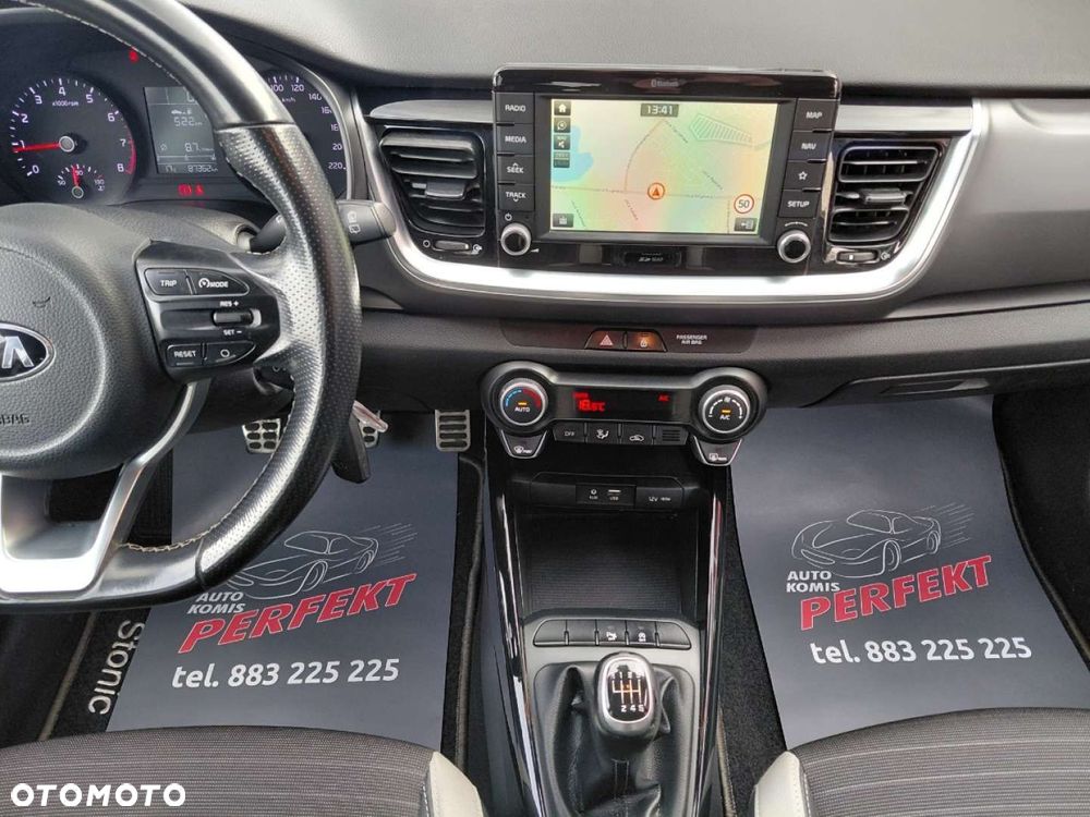 Kia Stonic - 23