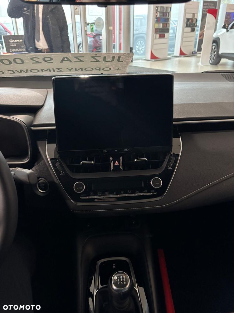 Toyota Corolla 1.5 Comfort - 11