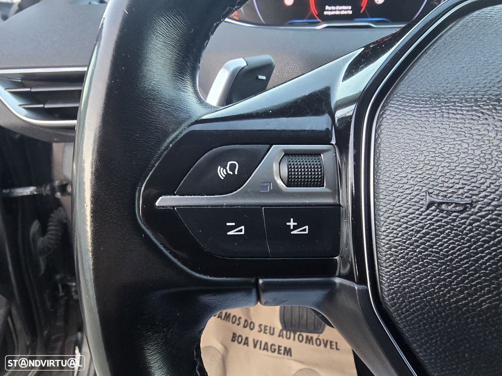 Peugeot 3008 BlueHDi 130 Stop & Start EAT8 Allure - 19