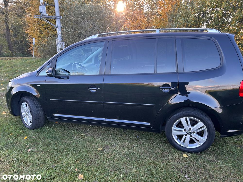 Volkswagen Touran 2013 photo 4