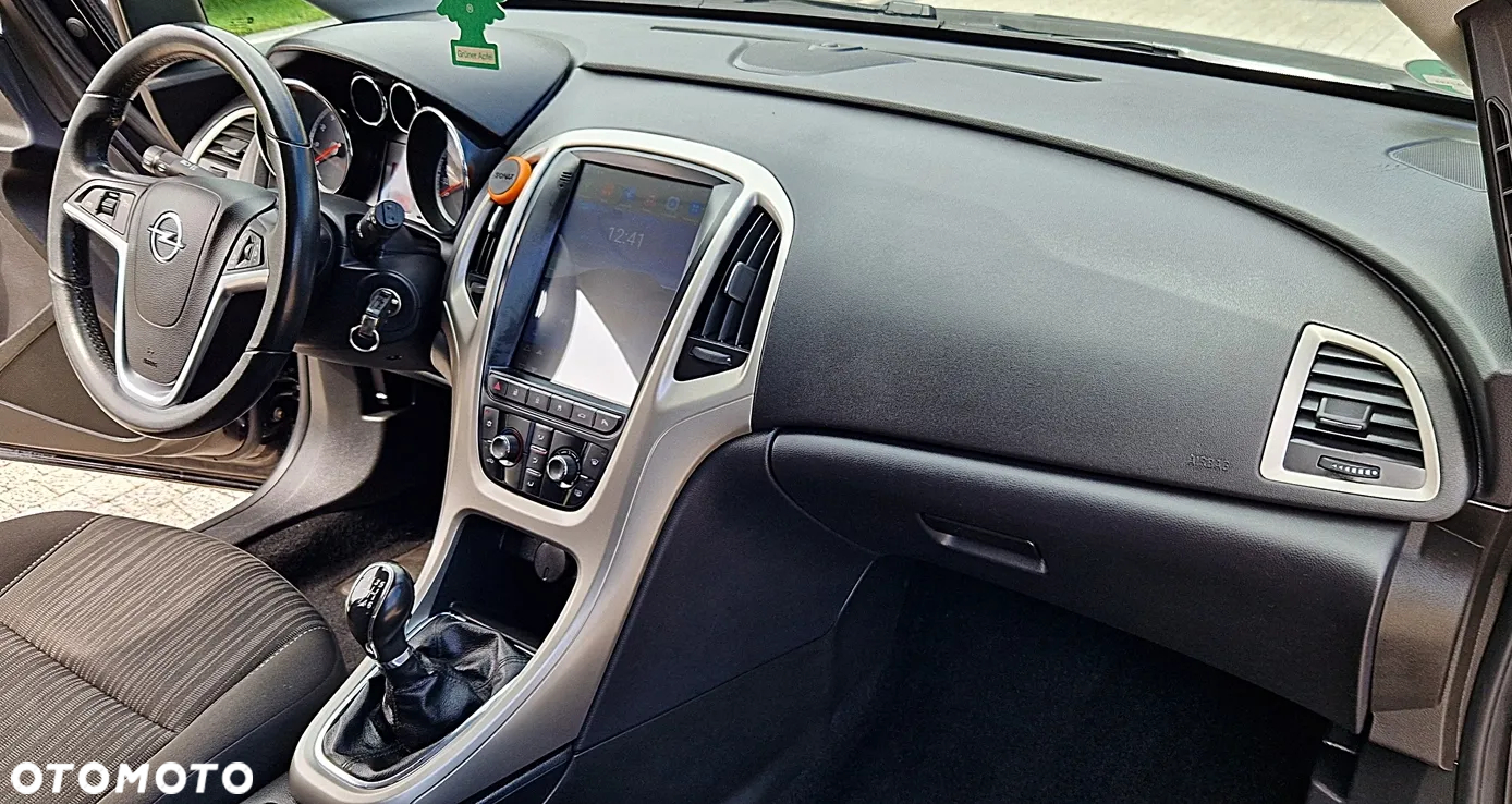 Opel Astra 1.4 Turbo Color Edition - 21