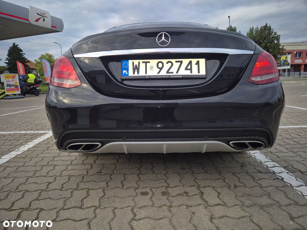 Mercedes-Benz Klasa C AMG 43 4-Matic - 18