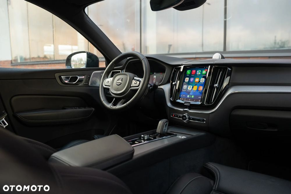 Volvo XC 60 B4 D AWD Ultimate Dark - 27