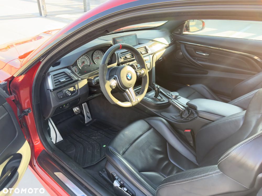 BMW M4 DKG - 12