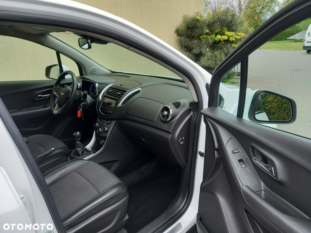 Chevrolet Trax 1.6 LT - 23
