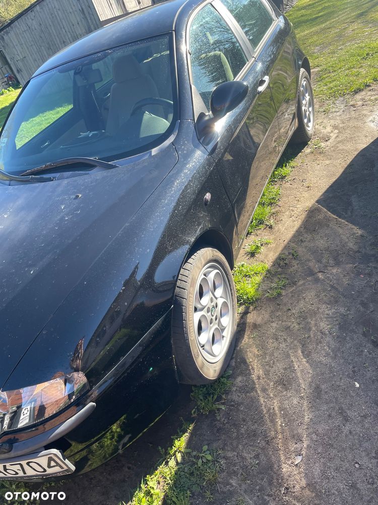 Alfa Romeo 147 1.6 Twin Spark Impression - 2