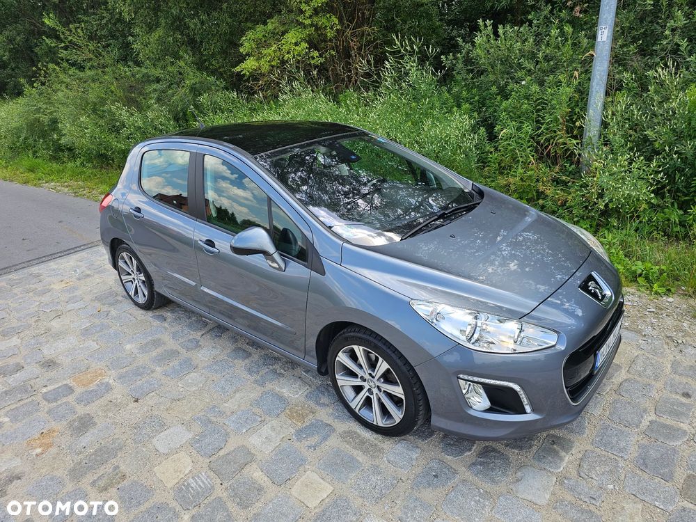 Peugeot 308 - 1