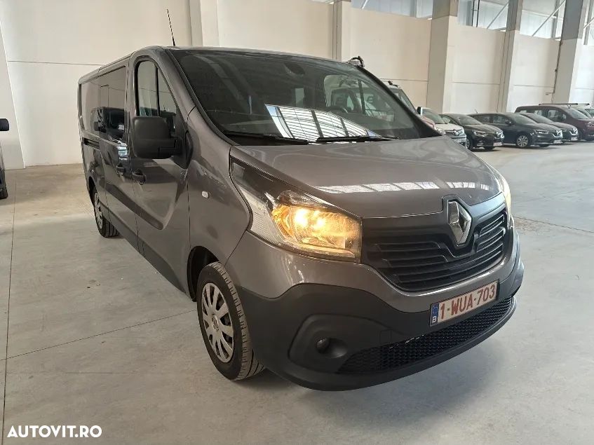 Renault Trafic - 2