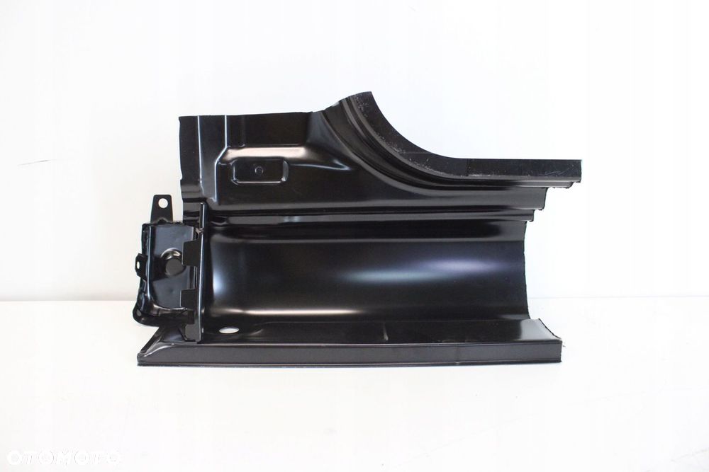 PORSCHE CARRERA PRÓG SŁUPEK PRAWY 2005-2013r - 2