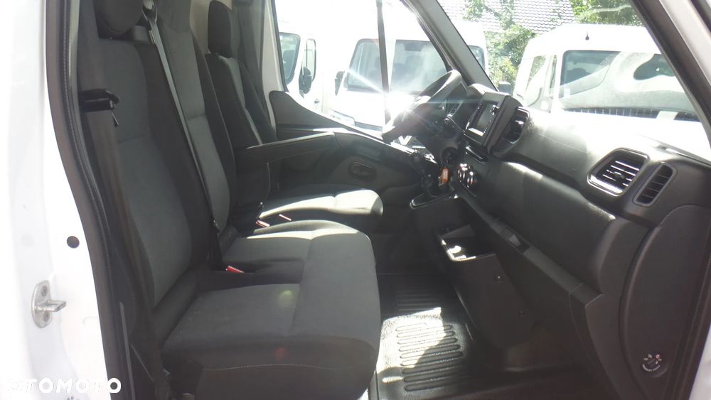 Renault Master - 11