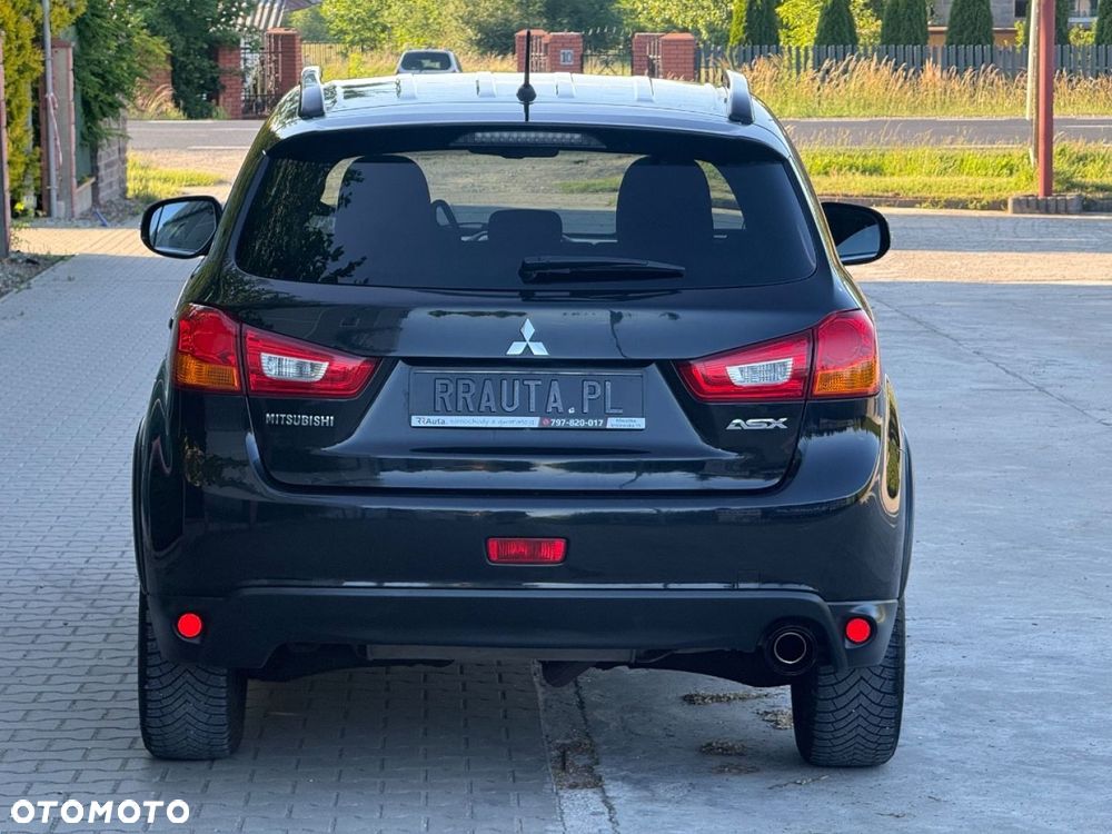 Mitsubishi ASX - 4