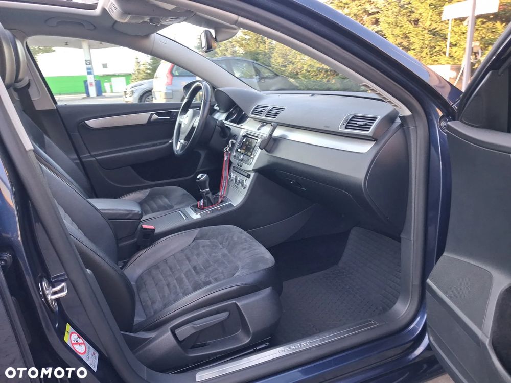 Volkswagen Passat 2.0 TDI BlueMotion Technology Highline - 33