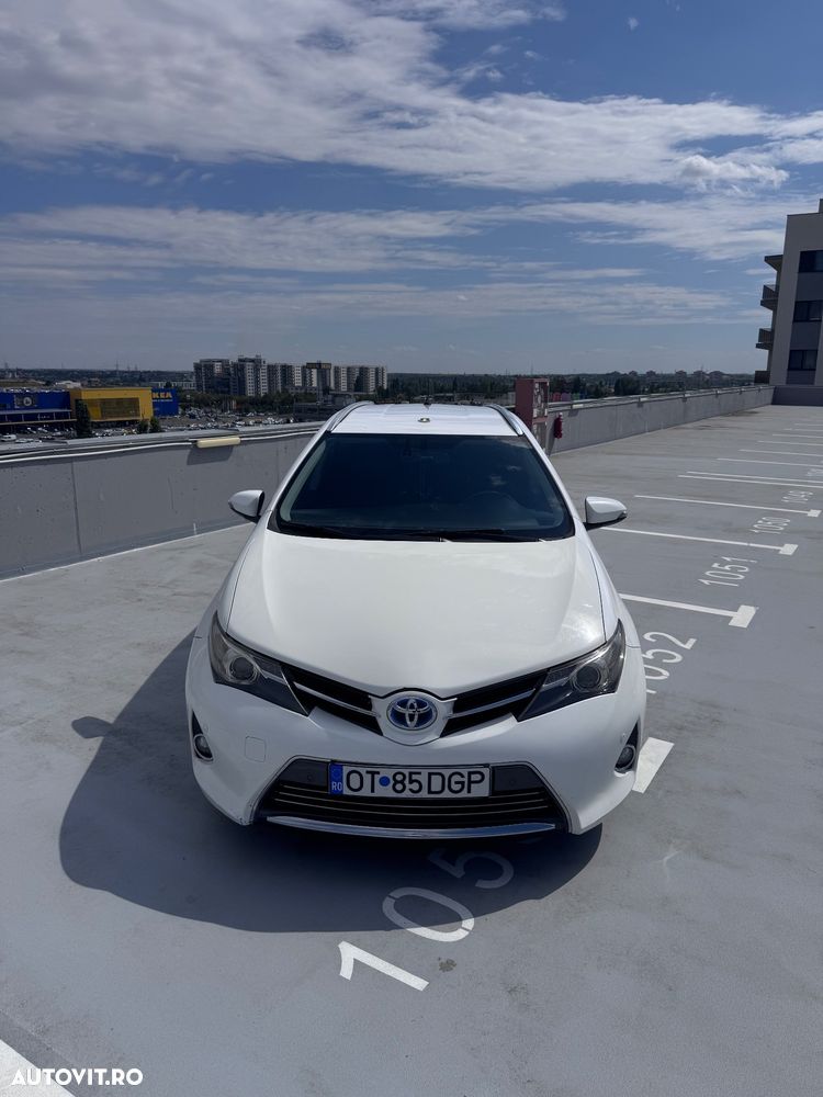 Toyota Auris - 1