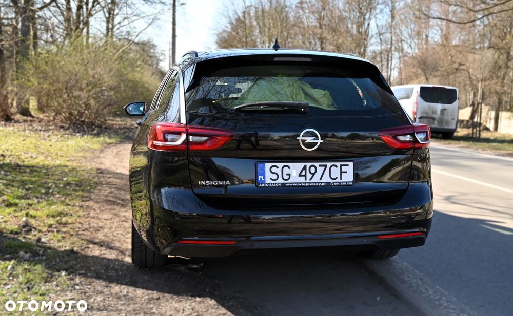 Opel Insignia - 12
