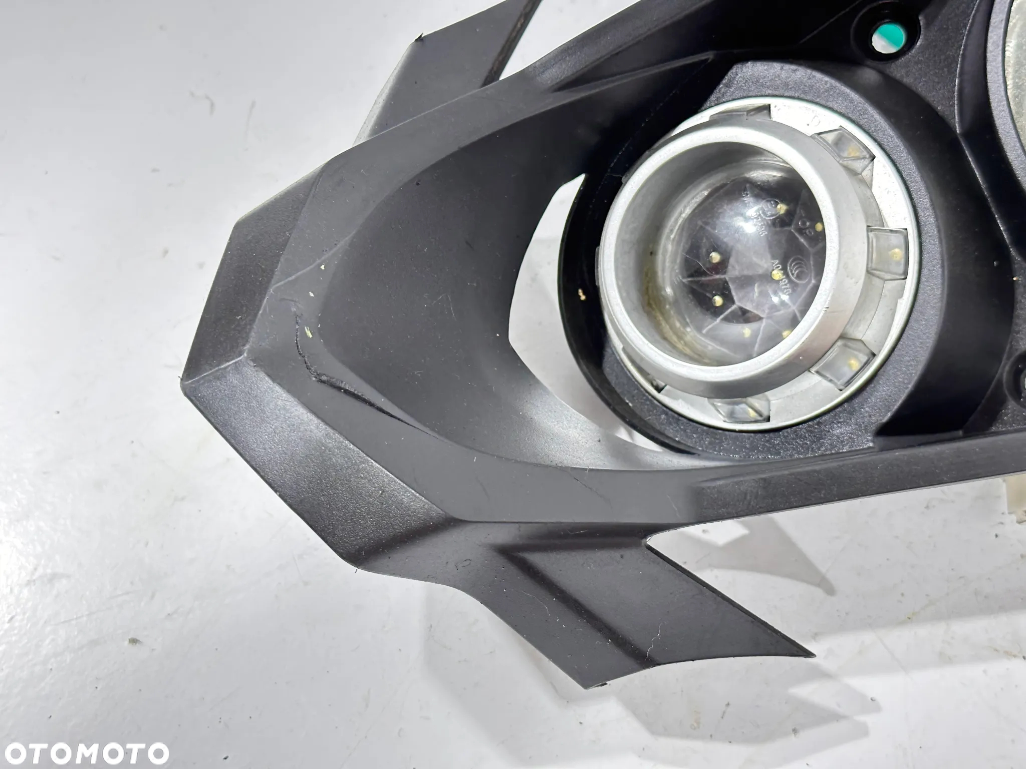 Czacha lampa Sym Crox 50 - 5