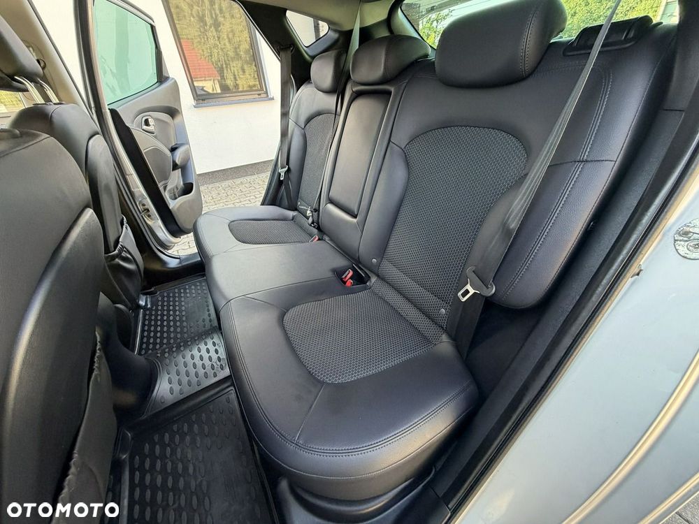 Hyundai ix35 2.0 4WD Automatik Premium - 22