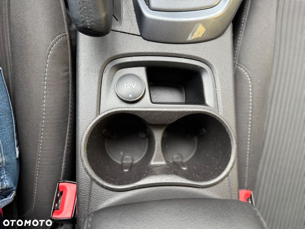Ford Focus 1.6 EcoBoost Titanium - 25