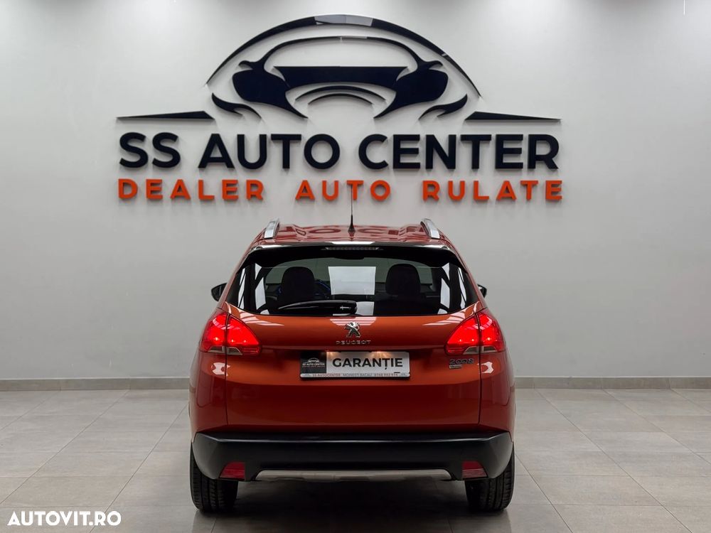 Peugeot 2008 PureTech 110 Stop&Start Allure - 12