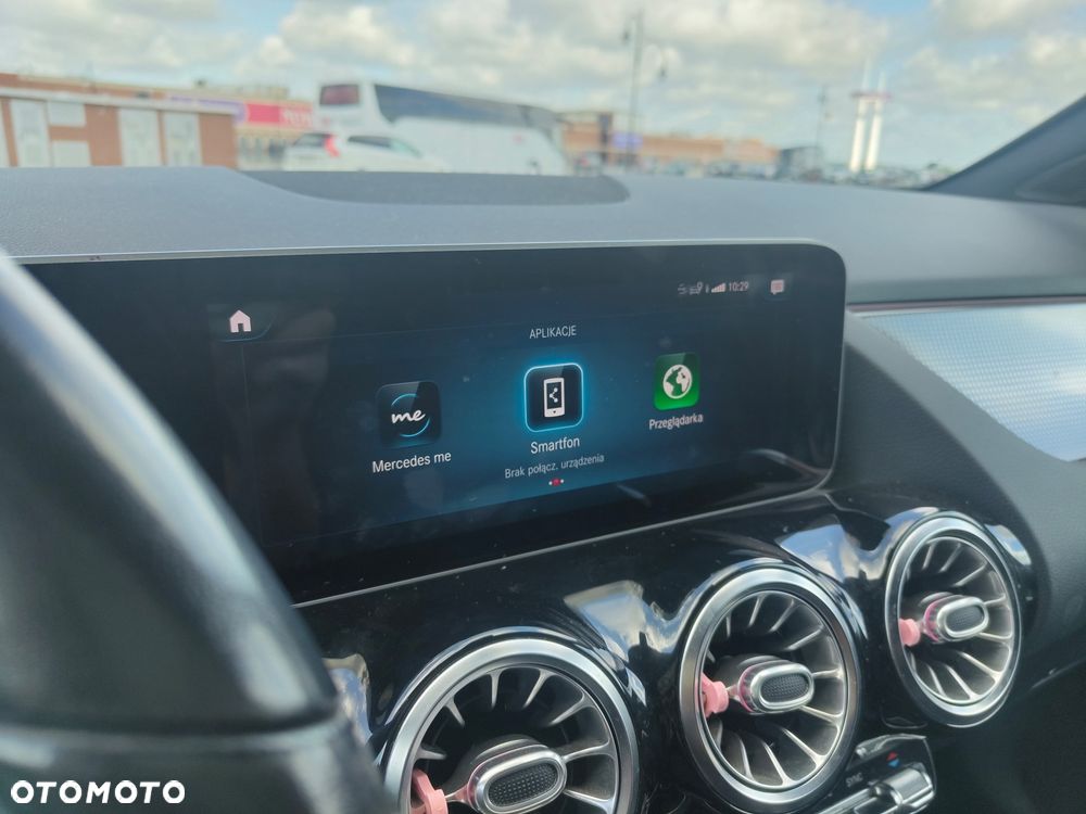 Mercedes-Benz GLA 250 8G-DCT - 36