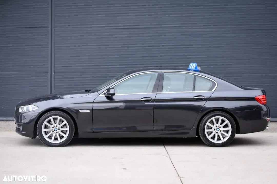 BMW Seria 5 520d xDrive AT - 8