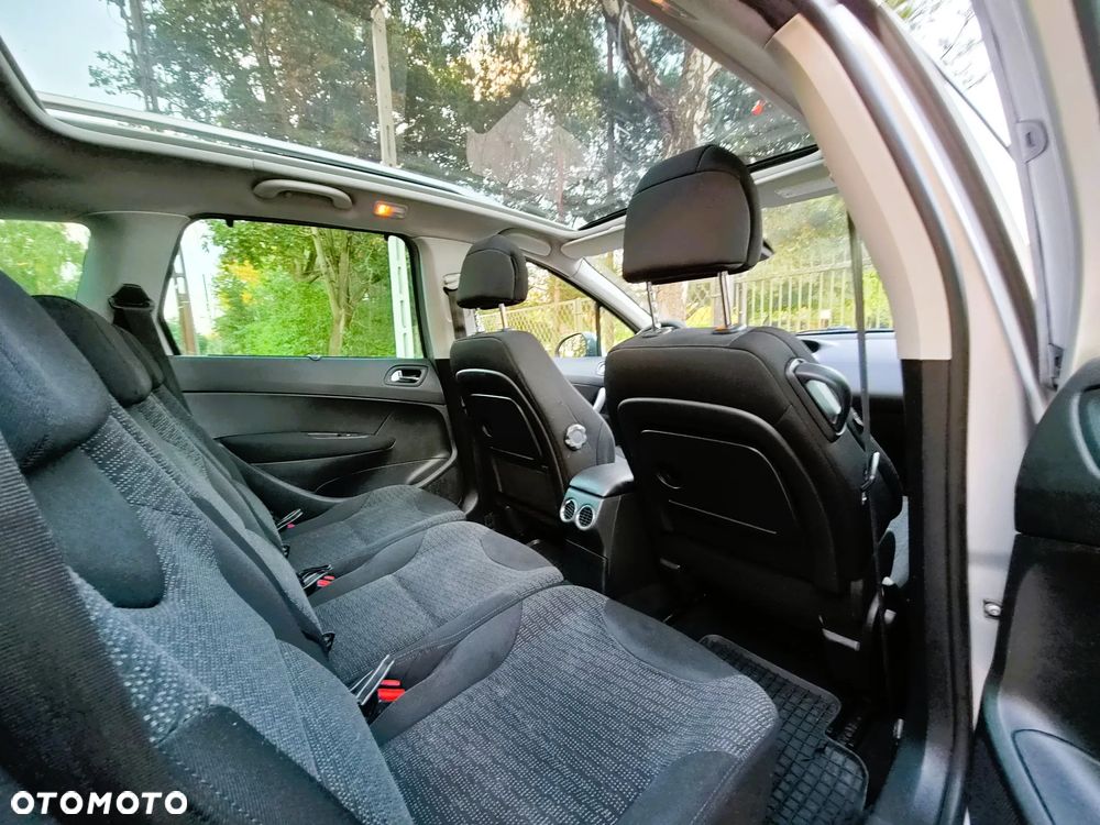 Peugeot 308 - 14