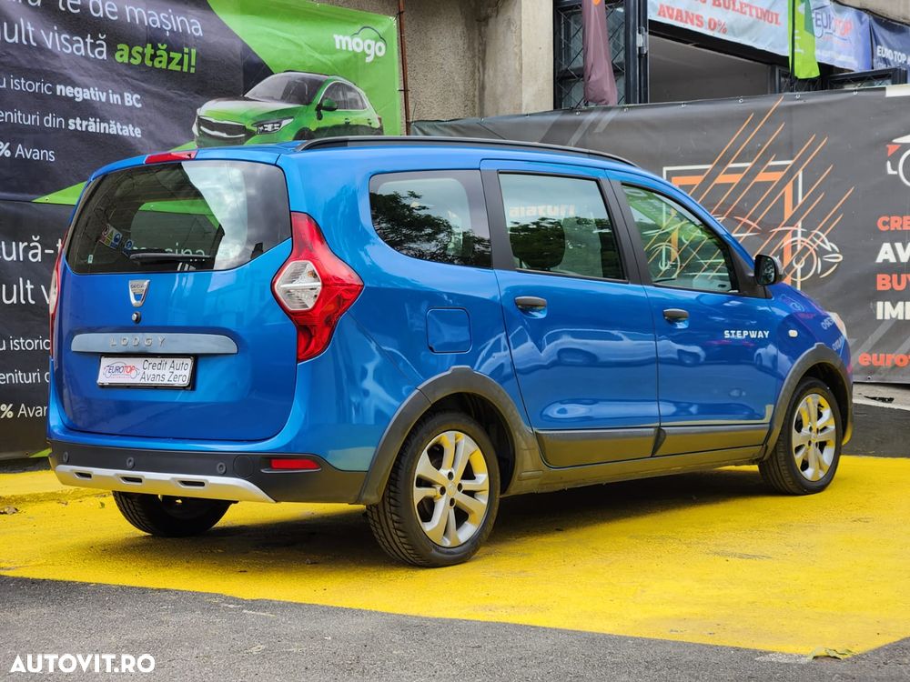 Dacia Lodgy TCe 115 Stepway - 2