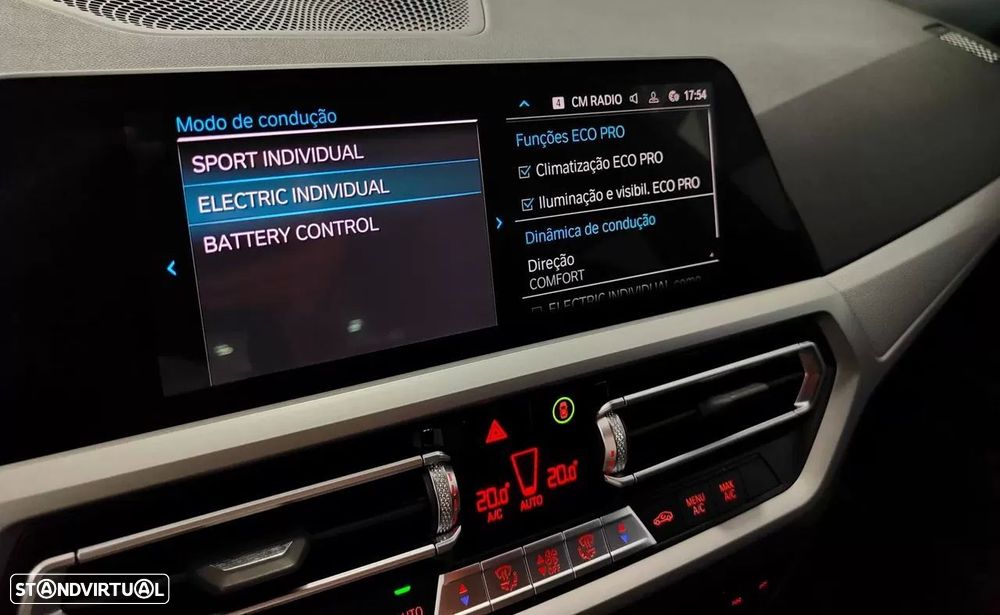 BMW 320 e Line Sport Auto — fotografia 44