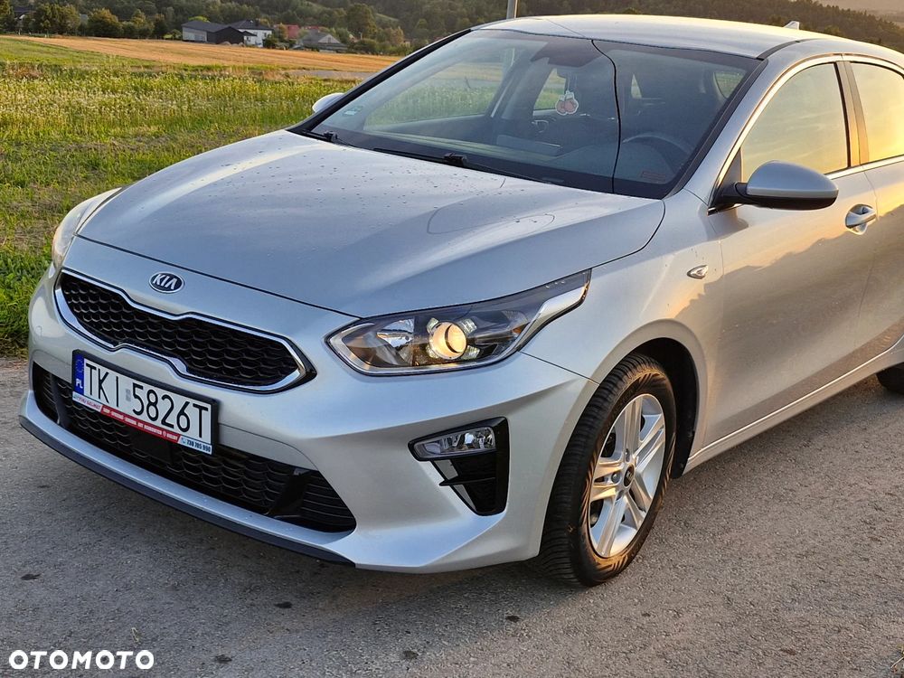 Kia Ceed 1.6 CRDi Eco-Dynamics+(48V Mild-Hybr.) DCT7 Vision - 19