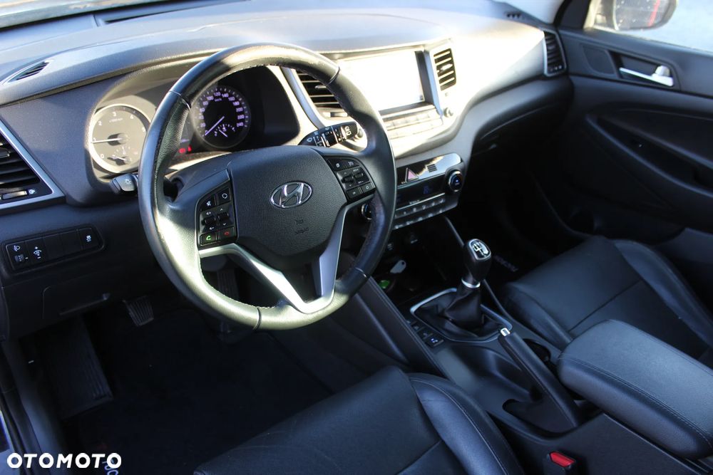 Hyundai Tucson 1.7 CRDI BlueDrive Comfort 2WD - 13