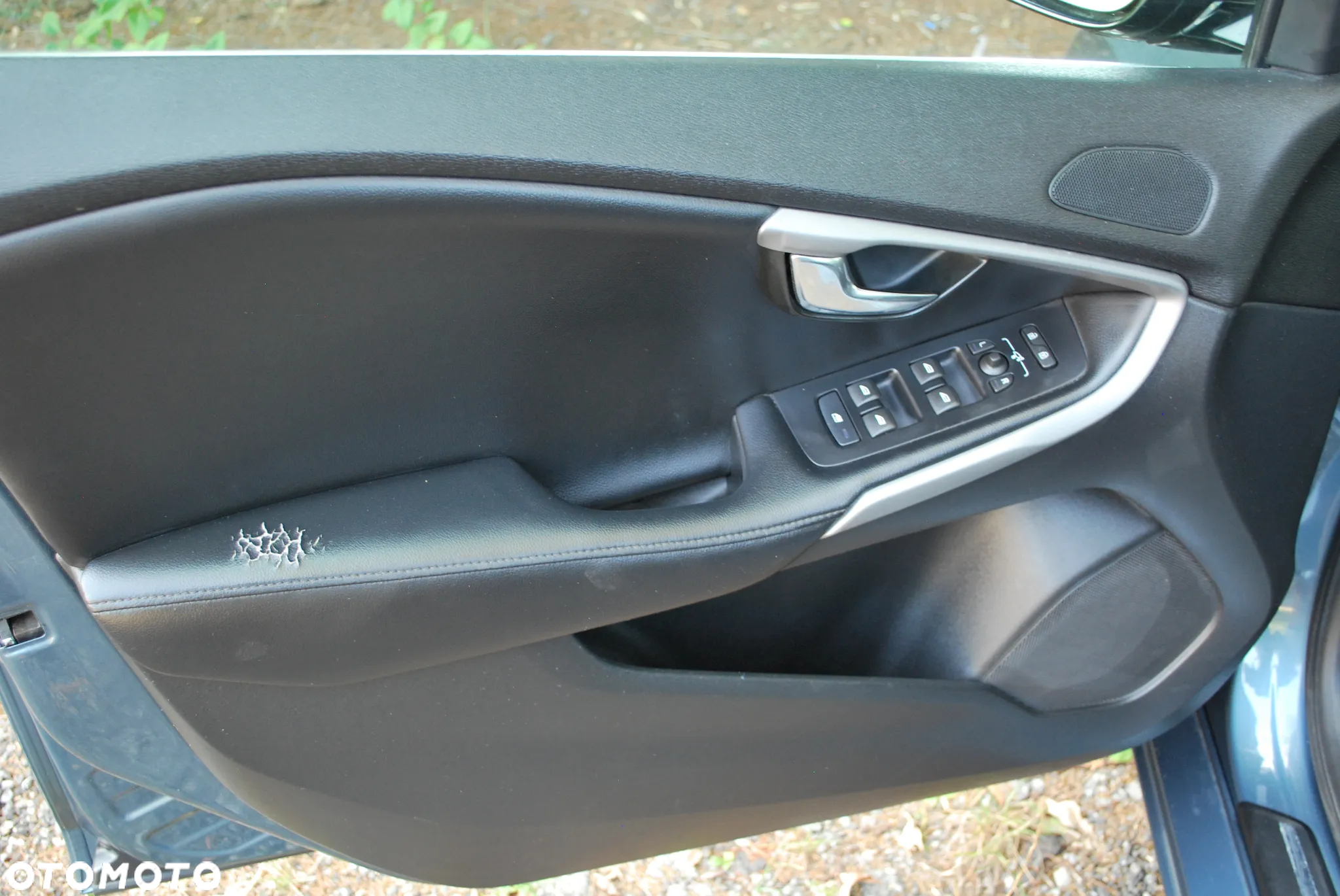 Volvo V40 T2 Momentum - 24