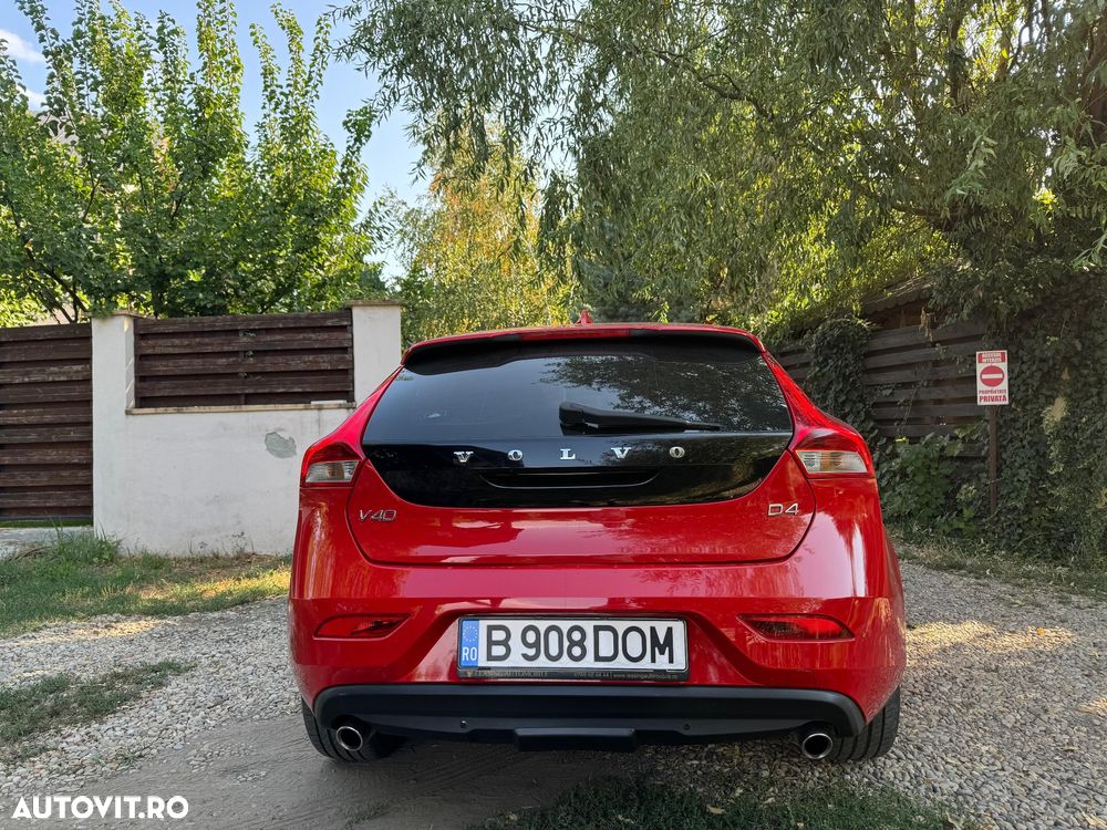 Volvo V40 D4 Momentum - 3
