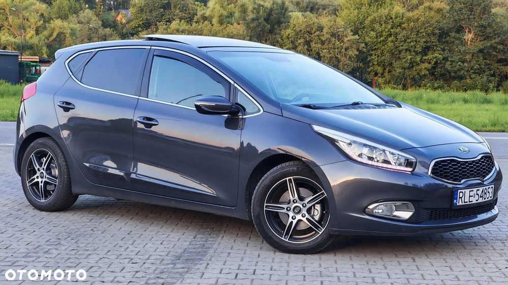 Kia Ceed 1.4 CVVT Dream Team Edition - 5
