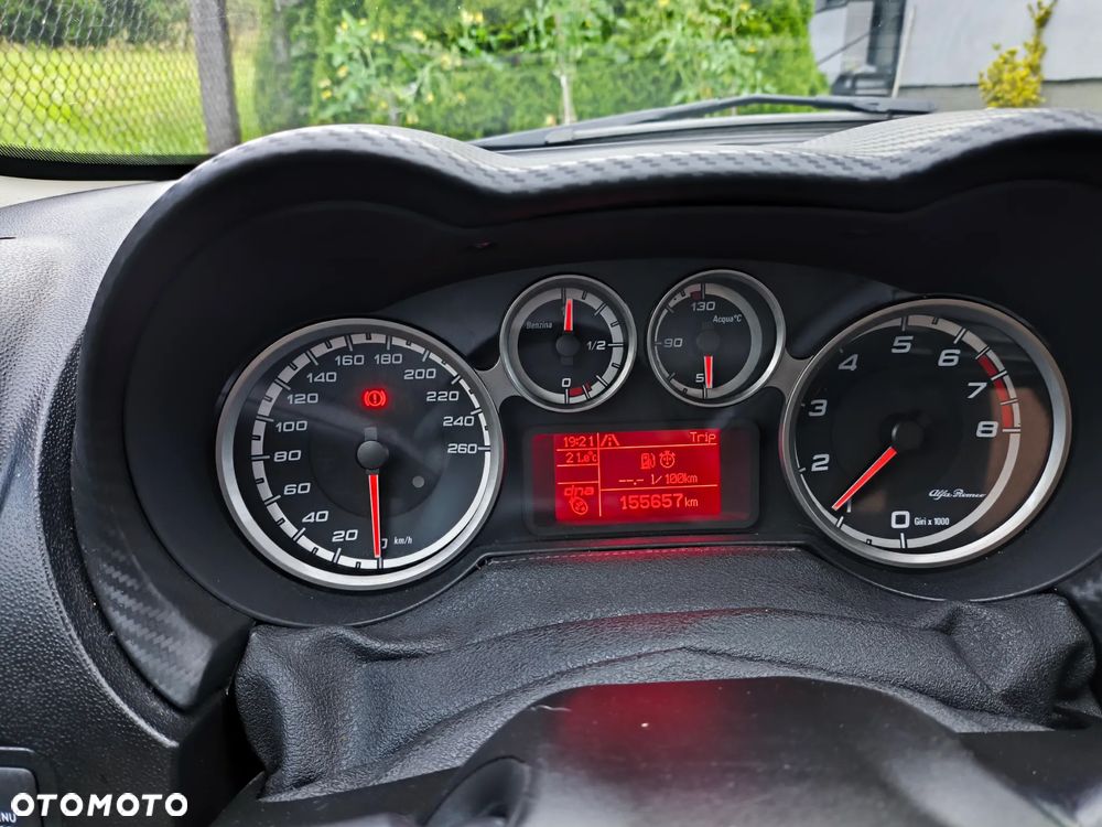 Alfa Romeo Mito - 8
