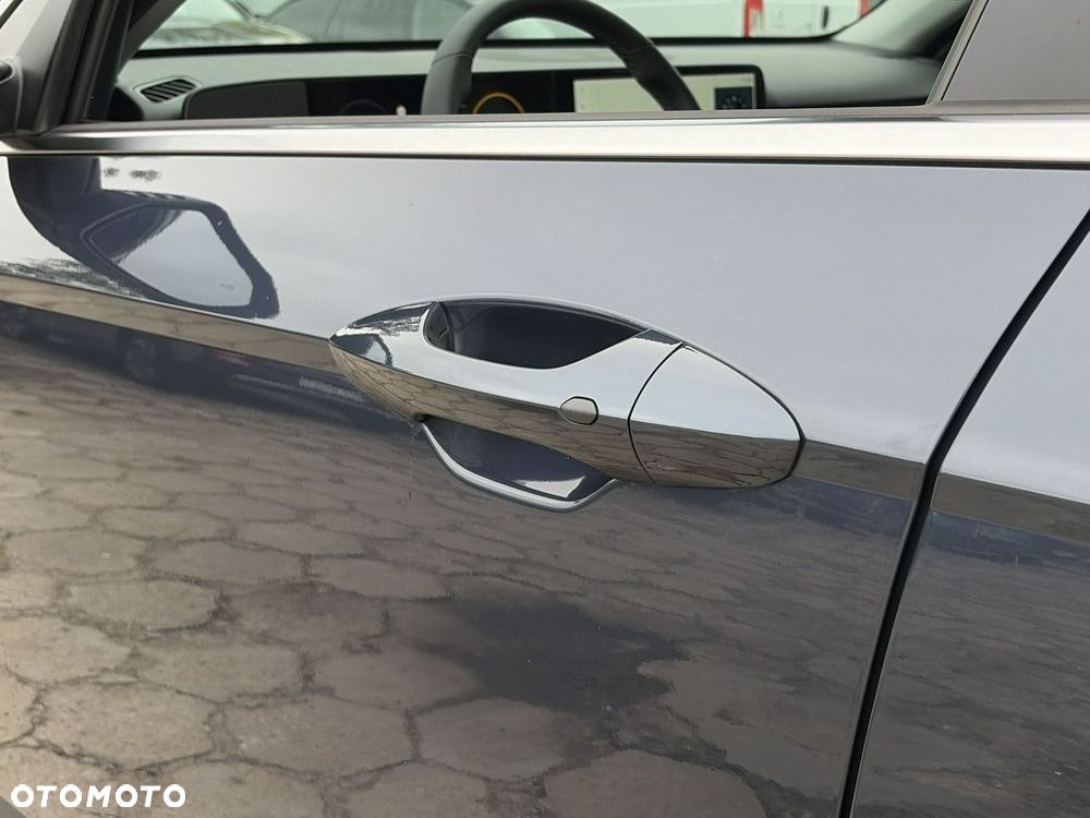 Hyundai Kona - 32