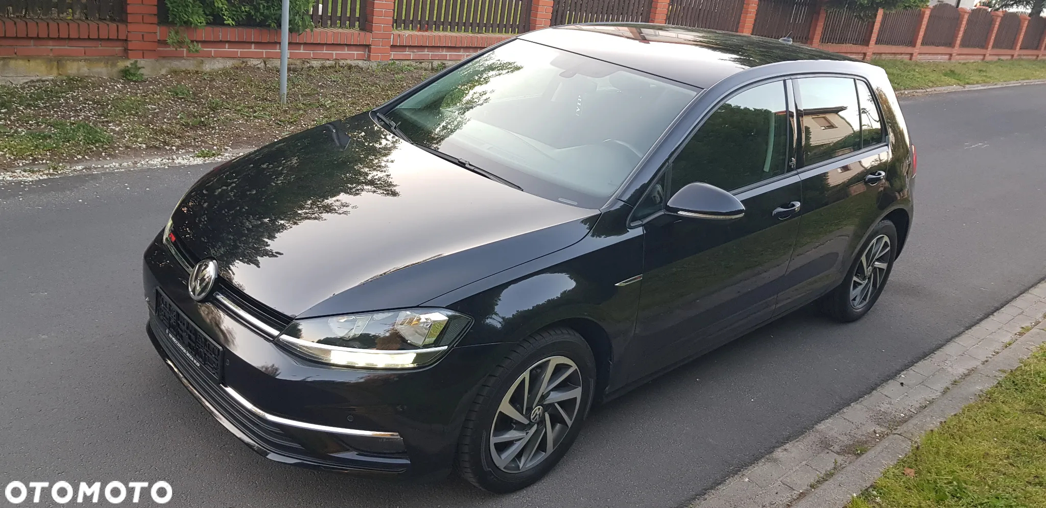 Volkswagen Golf 2.0 TDI DSG Sound - 5