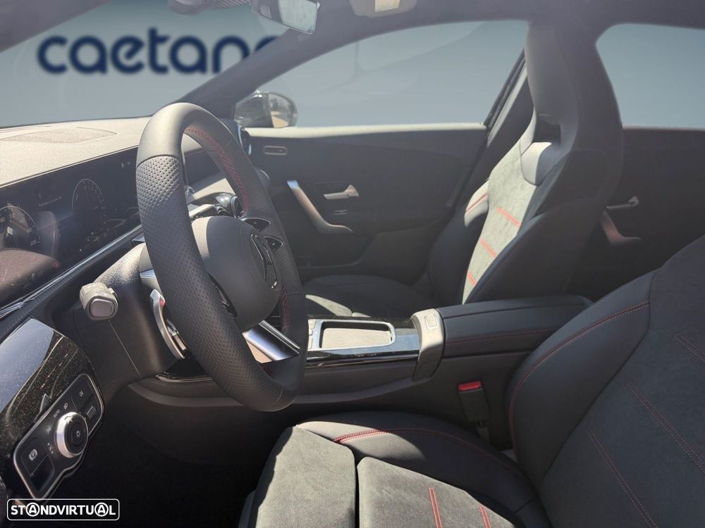 Mercedes-Benz A 250 e - 14