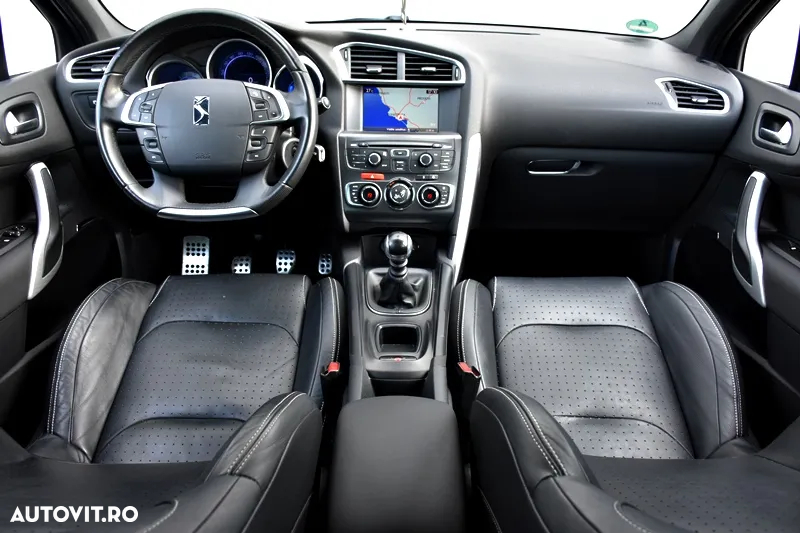 Citroën DS4 HDi 110 Chic - 4