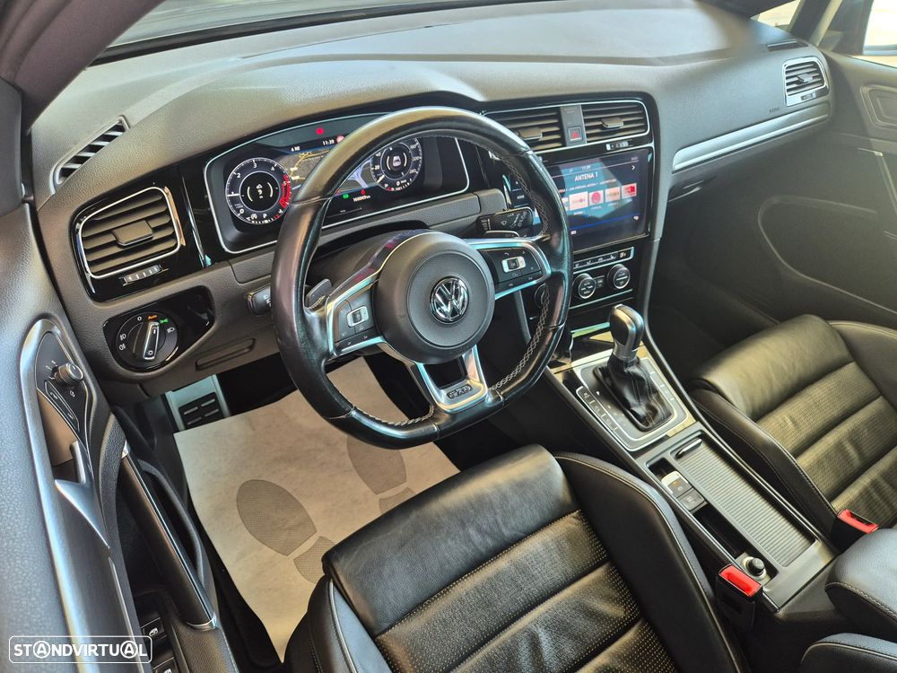 VW Golf 2.0 TDI GTD DSG - 20