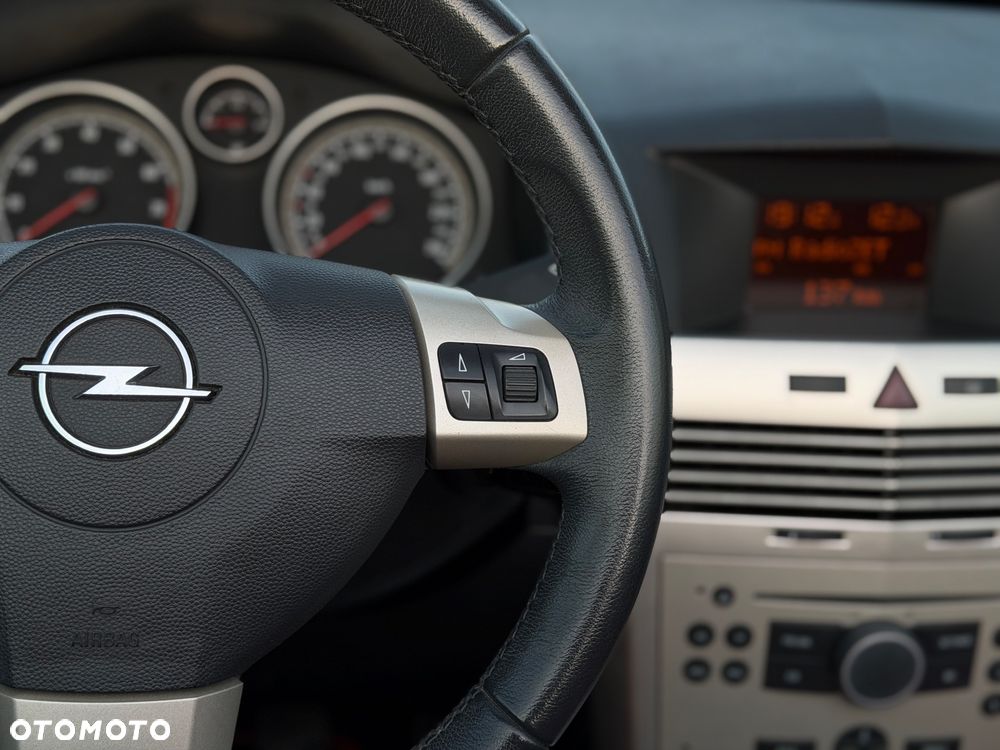 Opel Astra 1.6 Edition - 22