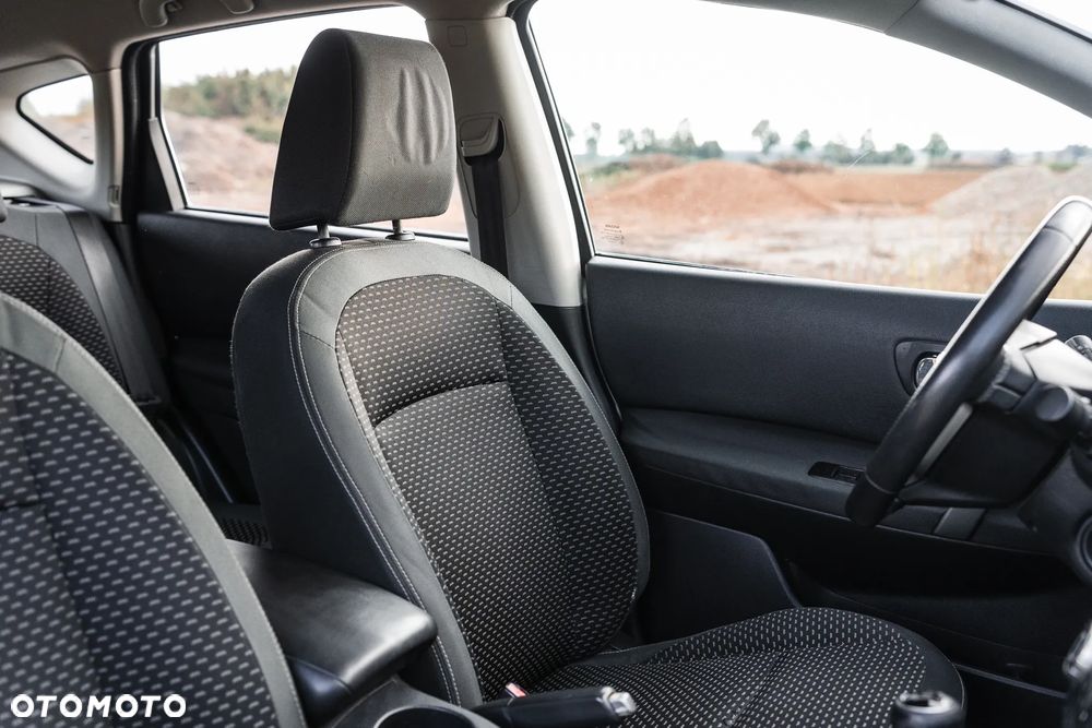 Nissan Qashqai - 16