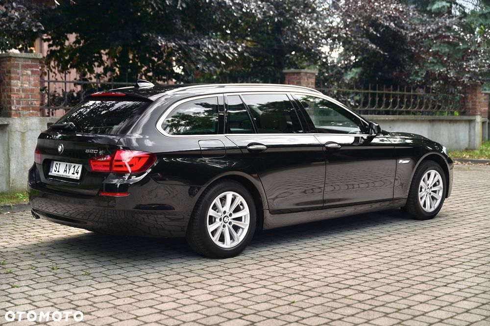 BMW Seria 5 520d - 14